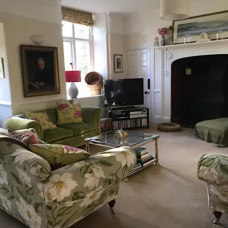 Coombe B&B 5*