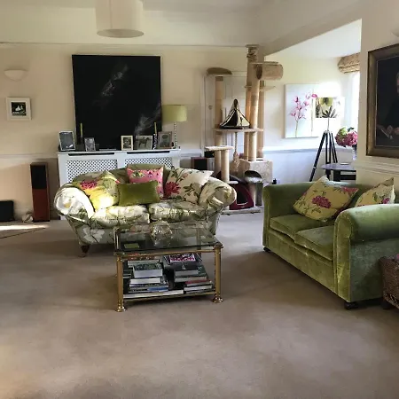 Coombe B&B 5*